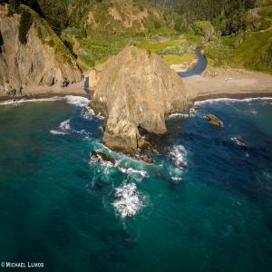 images/photos/Drone/elkrrock.jpg